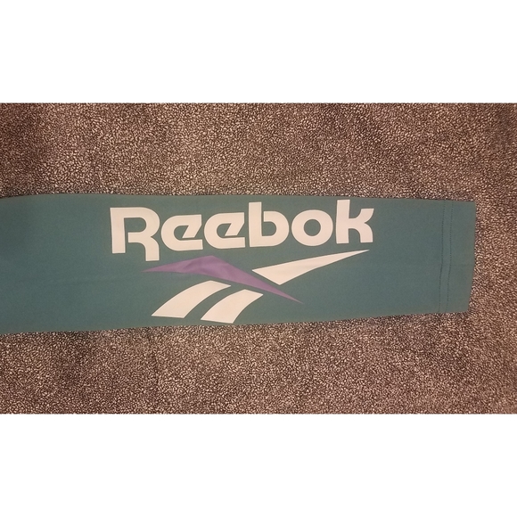 Reebok Classic Vector High Waist Legging - Picture 11 of 13